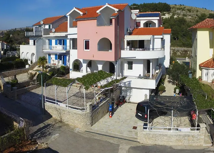 & Petra - Double - 2